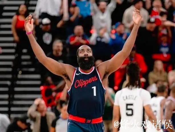 哈登三双库里26分 快船力克勇士终结其3连胜